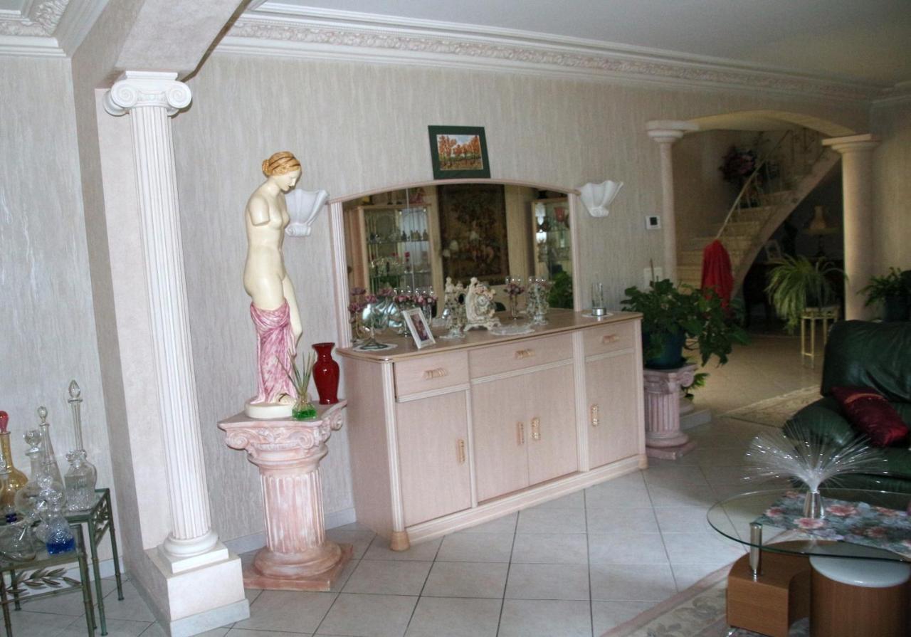 Domaine De La Pendule Bed & Breakfast Issel Exterior photo